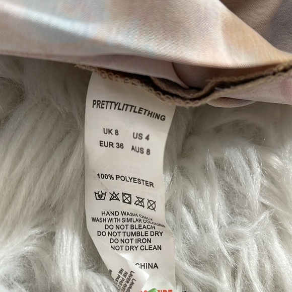 PRETTY LITTLE THING MARBLE PRINT SATIN RUCHED SKIRT CORSET DETAIL MIDI DRESS - Picture 12 of 14